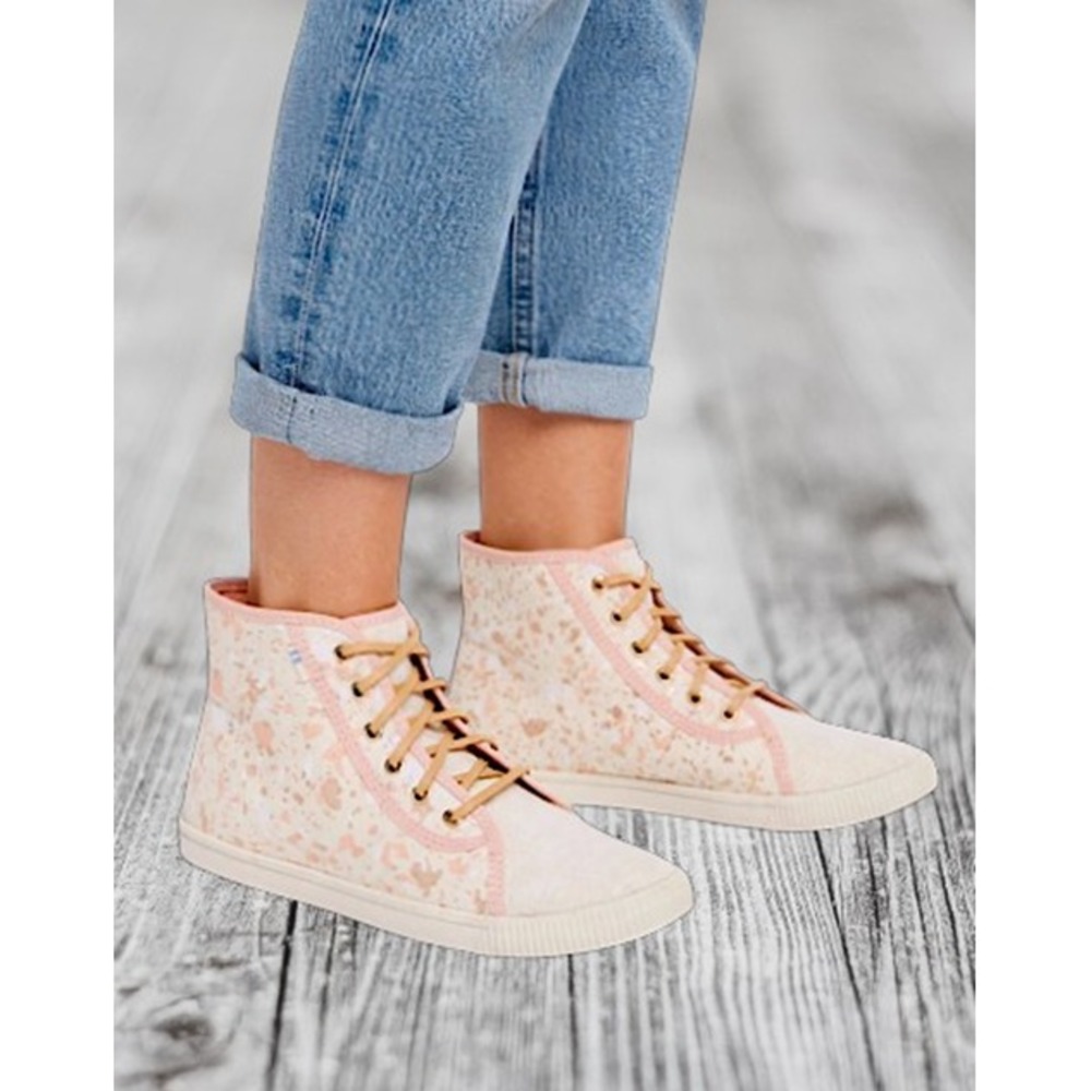 NWT TOMS Camarillo Natural Metallic Fleck High Top Ortholite Sneakers Women's 8